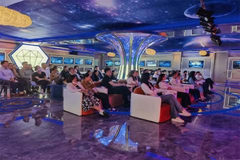 探访培育钻石，为高科技赋能！东升国际团队赴科微之星观摩学习